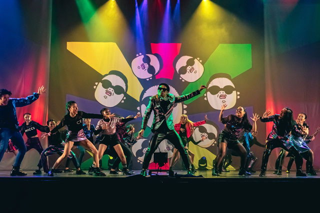 ��ҕChristie����ͶӰ�͈D��̎����Q����׌�g�c�¼����_(k��i)�� 200 ������赸����(l��)��(hu��)��Ź��